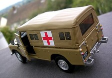 LAND ROVER 109 ambulanza scala 1/43 army esercito - ruote orientabili