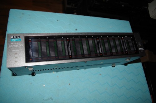 Akai 1200 - 1200,