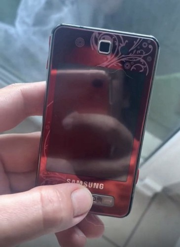 Samsung f480 fleur rouge - samsung,
