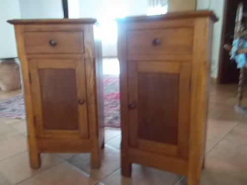 Coppia comodini antichi in - di,
