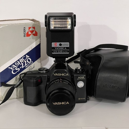 Yashica 108 con 70 - 108, 35-70