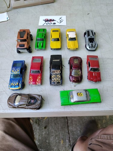 Lotto hotwheels misti - 18,