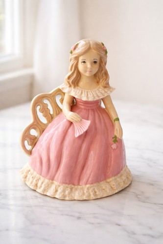 Statuina ragazza porcellana