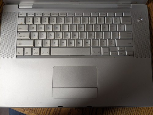 Apple macbook pro a1226 - apple,