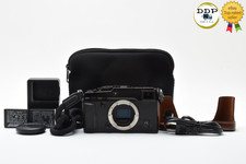 [Come nuovo con custodia]