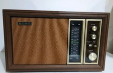 Radio d'epoca Sony TFM-9450W