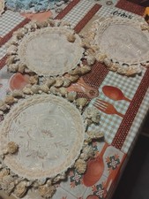 Set di 3 Centrini Eleganti in