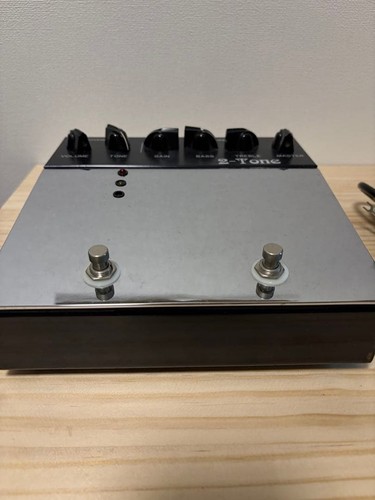 Pedale preamplificatore