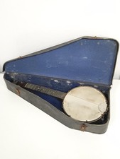 Dallas A Banjo ukulele firma