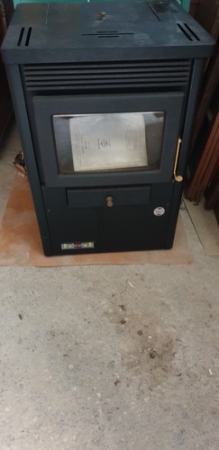 Stufa pellet marca sicalor - stufa,