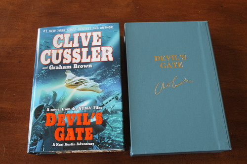 Clive cussler devil - clive, 1st