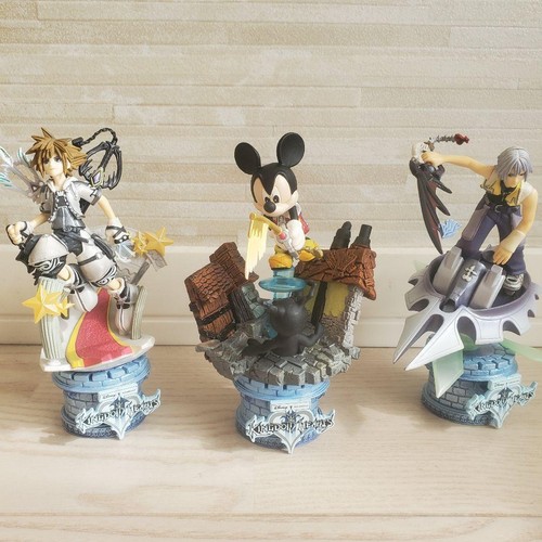 Kingdom hearts figurine - kingdom,