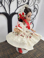 Vestito bambola 8", copricapo