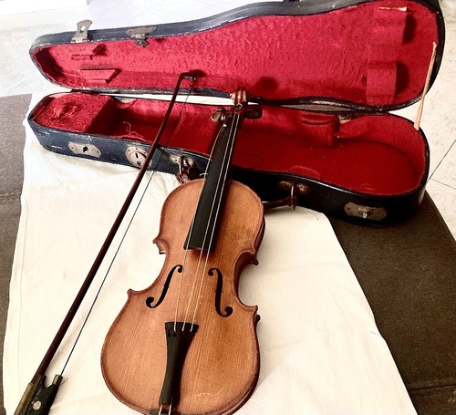 Antico violino artigianale