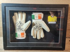 Guanti firmati Kieran Westwood Sheffield Wednesday / Repubblica d'Irlanda incorniciati