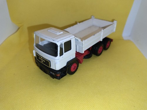 Conrad man f90 3 assi - 1/50,