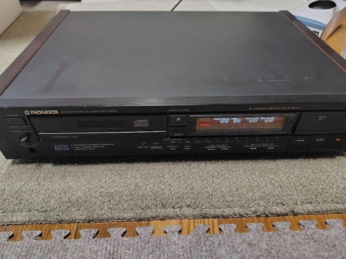 Pioneer 7010 player - cd,