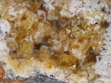 Bella FLUORITE gialla xx -