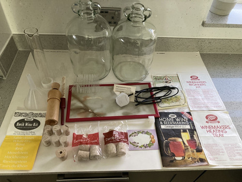 Vintage boots winemakers - winemakers, kit