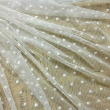 Pizzo Tessuto Avorio Tulle