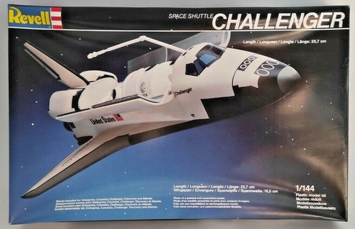 Space shuttle challenger - shuttle,