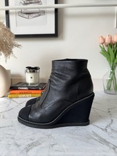 Stivaletti iconici Chanel neri