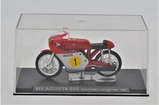 DIE CAST " MV AGUSTA 500 GIACOMO AGOSTINI 1967 "  SCALA 1/24