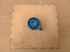 Quadrante di blocco con viti