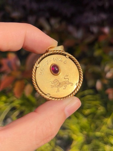 French 18k gold - medal, pendant