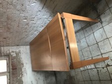 TAVOLO ALLUNGABILE CON 4 SEDIE A VENEZIA ARSENALE