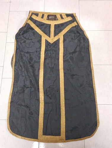 Antica pianeta liturgica nera - antica,