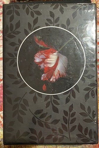 Sealed new moon - saga, stephenie