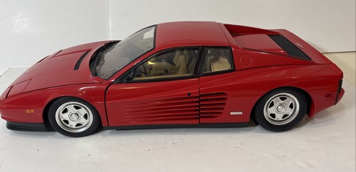 Kit modellino pressofuso rosso