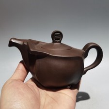 Vecchia teiera cinese in argilla Yixing fatta a mano bue zodiacale toro pentola sabbia viola teiera