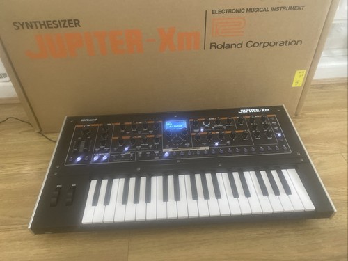 Roland jupiter - roland, jupiter-xm