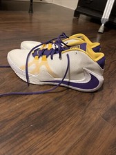 AIR ZOOM FREAK 1-Had In Closet
