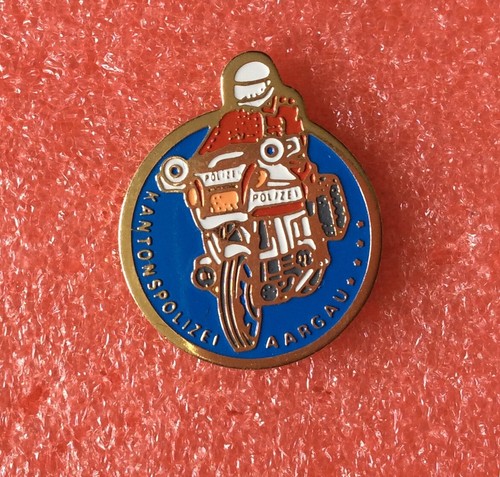 T19 pins police moto bike - pins,