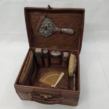 Set valigetta da viaggio toeletta inglese Finnigan Manchester metà 800