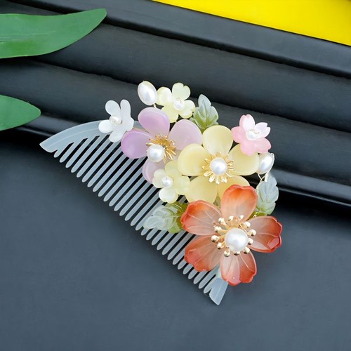 Pettine per capelli - , stile
