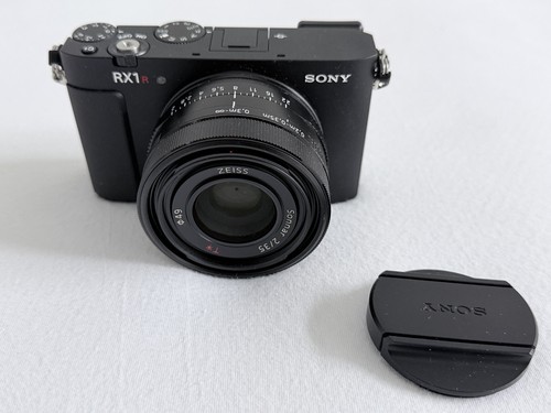 Sony dsc rx1r - iii,, scatti