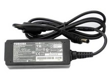 Adaptateur D'ORIGINE TOSHIBA
