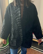 Giacca Astrakan Nero Taglia 46 Pelliccia Cappotto maniche a pipistrello Ottimo