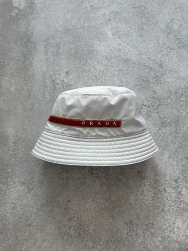 Cappello prada linea rossa - prada,