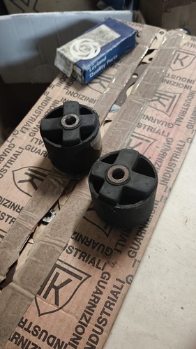 Supporti sostegno motore kit