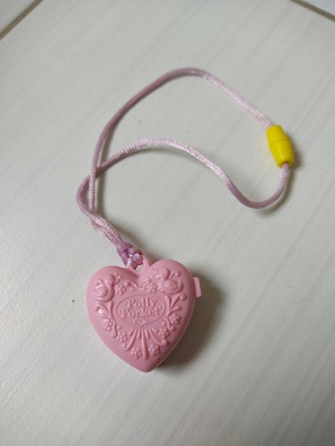 Polly pocket médaillon coeur - polly,