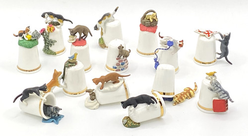Bone china cat thimble d - cat, 3-d