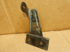 Supporto molla serbatoio benzina originale Husqvarna 281 281XP 288 288XP 501917001