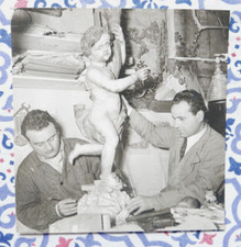 PHOTOGRAPH OLD PHOTO WORKS