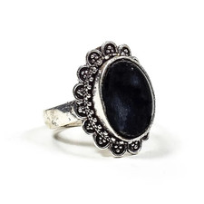 Anello con Tormalina nera