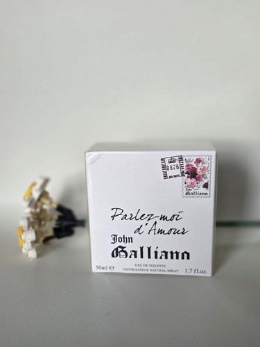 John galliano parlez moi - galliano, parlez-moi